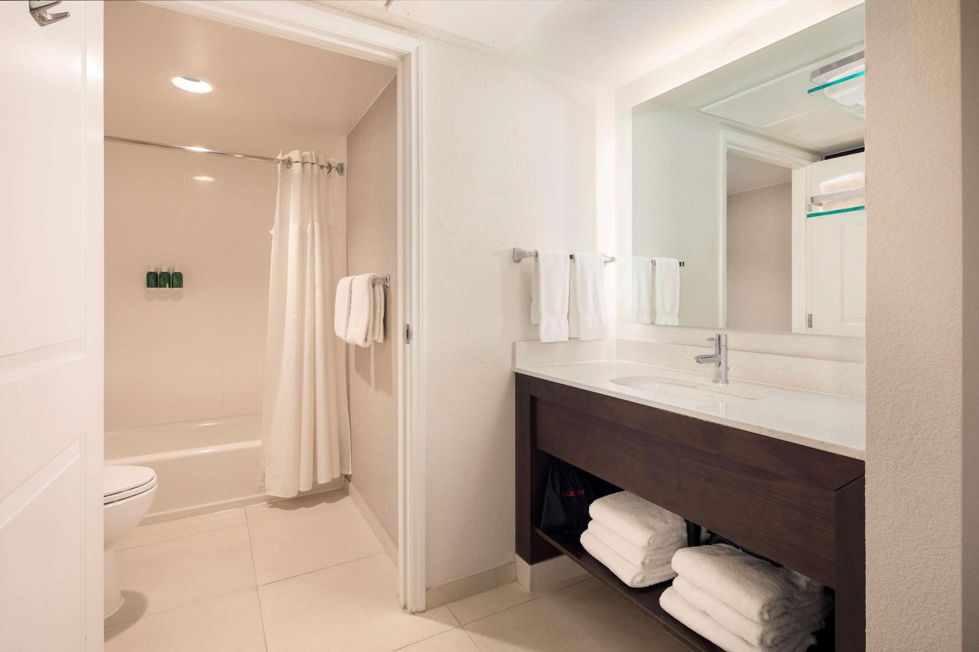 Sonesta Es Suites فريسنو المظهر الخارجي الصورة